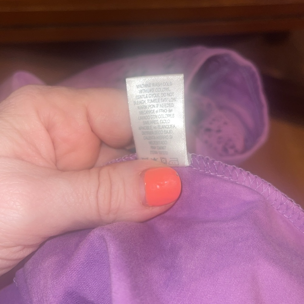 Earth Yoga NWT ladies x-large yoga top with open back. - Picture 10 of 10